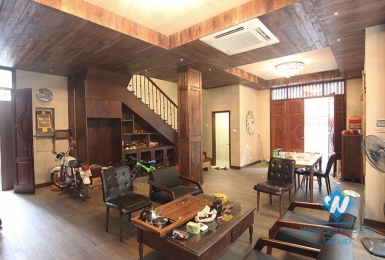 Nice house with nice design for rent in Tay ho area 